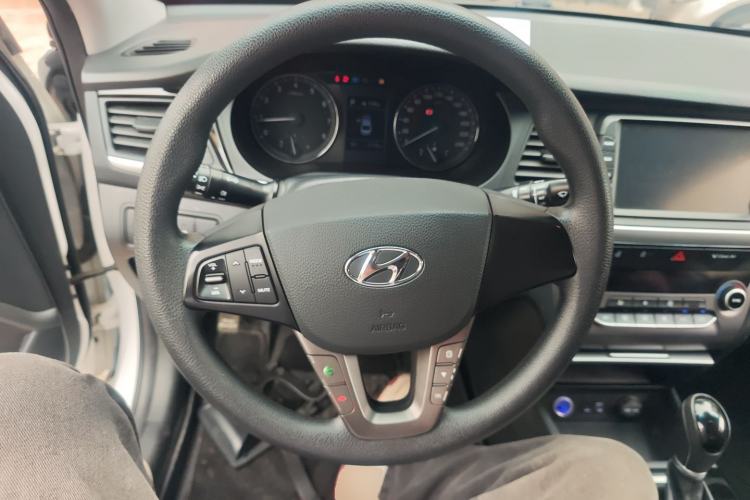 Used Hyundai Mistra 2017 1.8L Automatic Smart GLS China V Standard Steering Wheel