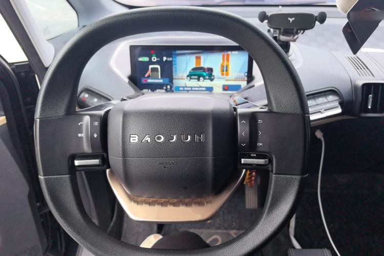 Used Baojun KiWi EV 2022 Artist Lite Edition Lithium Iron Phosphate Steering Wheel