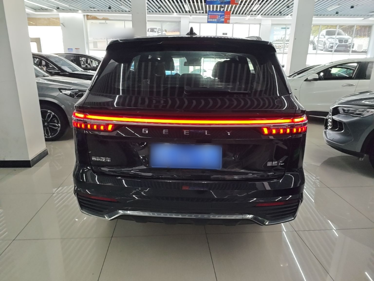 Geely Auto Monjaro L 2024 2.0TD DCT EVO Two-Wheel Drive Long-Range Version — снимка 5