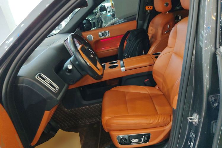 Used Li Auto L8 2023 Pro Model
