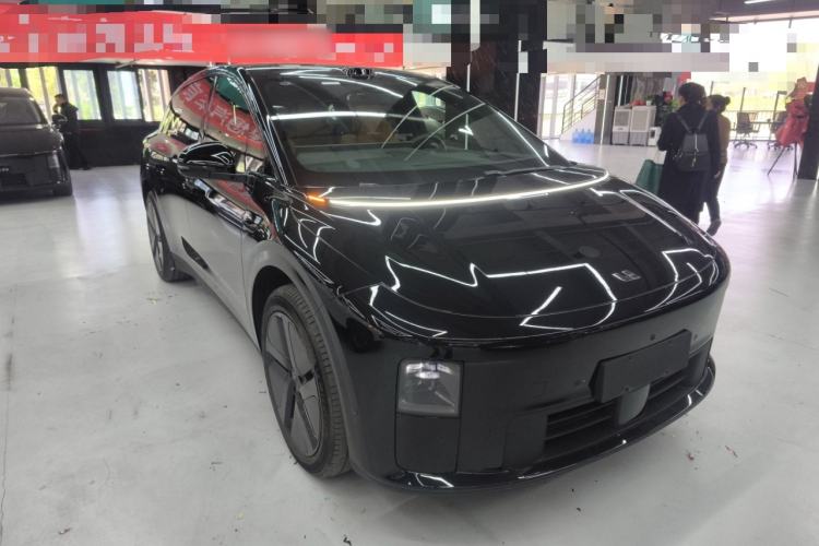 Used Li Auto i6 2025 Model Two-Wheel-Drive Standard Type
