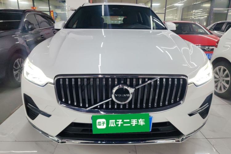 Used Volvo XC60 2025 B5 4x4 Smart Luxury Edition Front