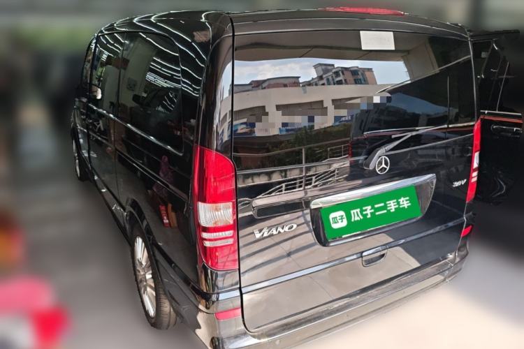 Used Mercedes-Benz Viano  Rear Left 45 Deg