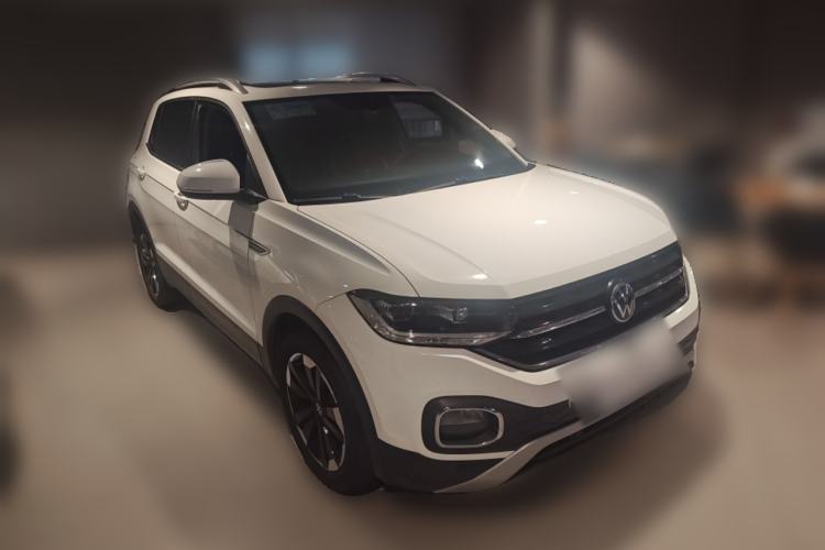 Used Volkswagen Tacqua 2023 200TSI DSG Joy-Connect Edition Front Right 45 Deg