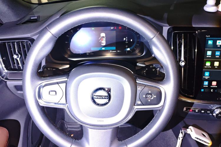 Used Volvo S60 2024 B4 Zhiyi Luxury Edition