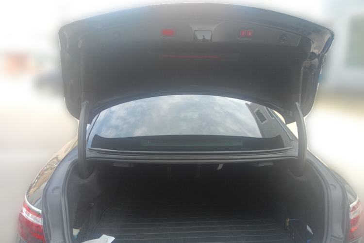 Used Mercedes-Benz E-Class 2021 E 300 Coupe Trunk