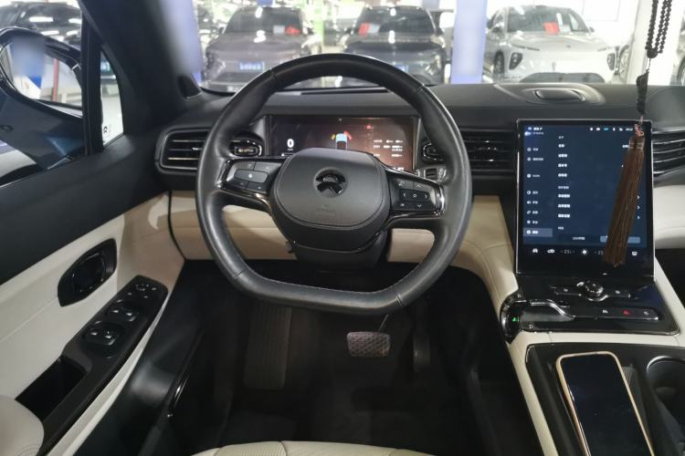 Used Nio ES8 2020 415 km Range 7-Seater Version
