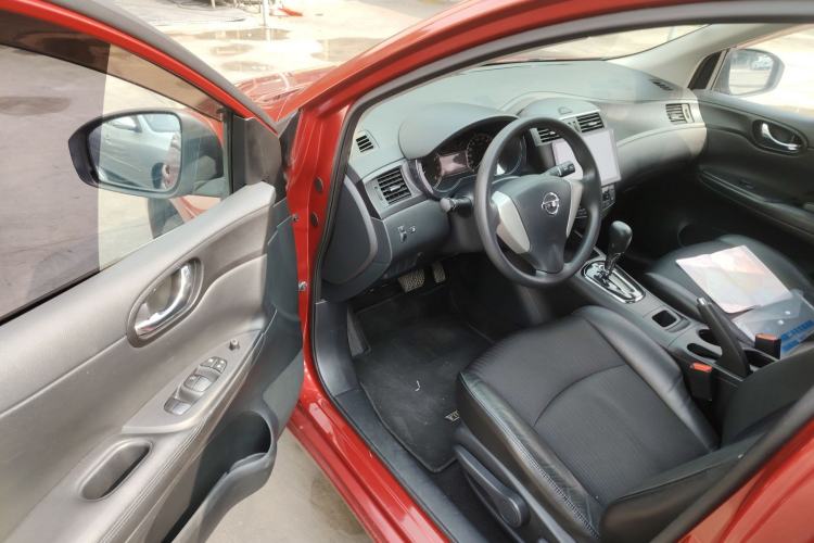 Used Nissan Tiida 2014 1.6L CVT Smart Model
