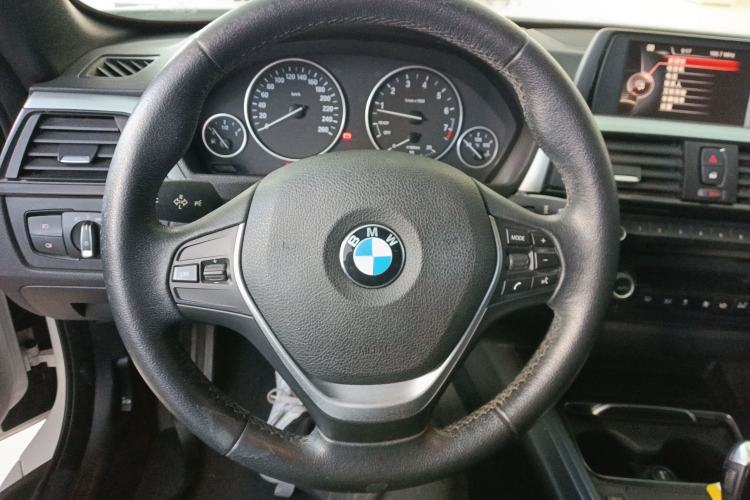 Used BMW 4 Series 2016 420i Convertible Fashion Model
