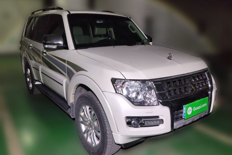 Used Mitsubishi Pajero 