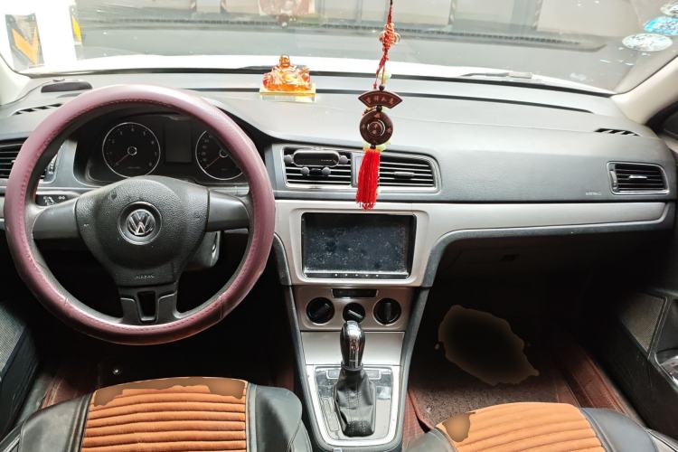 Used Volkswagen Lavida 2013 Restyled Classic 1.6L Automatic Comfort Edition
