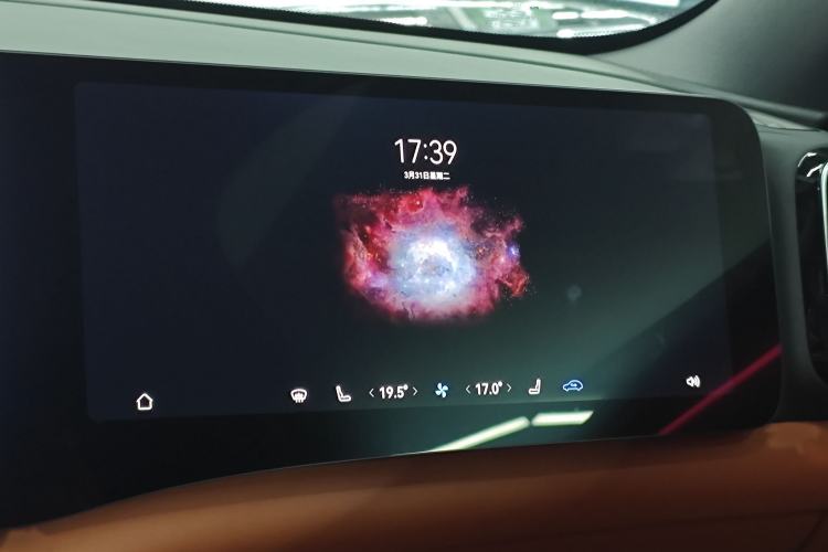 Used Hima AITO M8 2025 Extended-Range Ultra Version 53.4 kWh 6-Seater Edition Interior 4