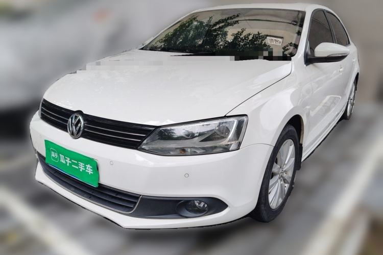 Used Volkswagen Sagitar 2014 1.4TSI Automatic Luxury Model Guazi used car, China used car export, Used car for sale, Used cars, Cheapest cars for sale