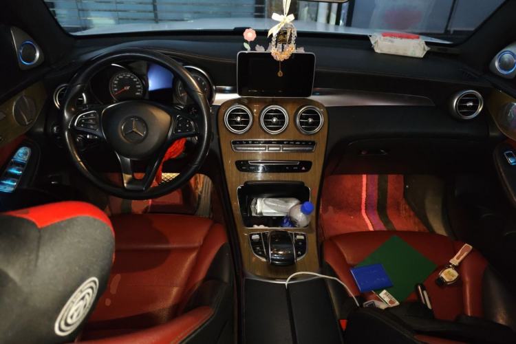 Used Mercedes-Benz GLC Coupe 2019 Facelift GLC 260 4MATIC Coupe SUV Center Console