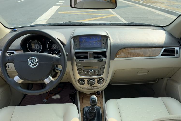 Used Buick Excelle 2013 1.5L Manual Classic Model