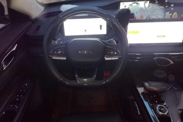 Used CHANGAN OSHAN Z6 2022 Blue Whale 1.5T DCT Smart Edition Steering Wheel