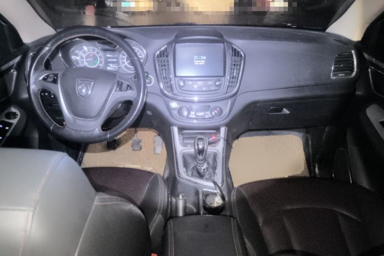 Used Baojun 560 2016 1.5T Manual Luxury Model
