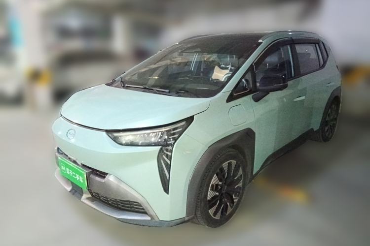 Used AION Y 2022 70 Tech Edition Lithium Iron Phosphate