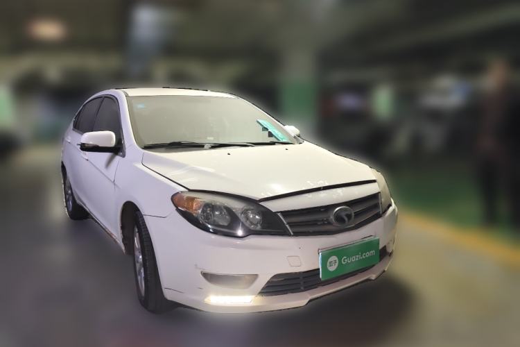 Used Soueast V5 Lingzhi 2013 1.5L Manual Comfort Model CNG Front Right 45 Deg