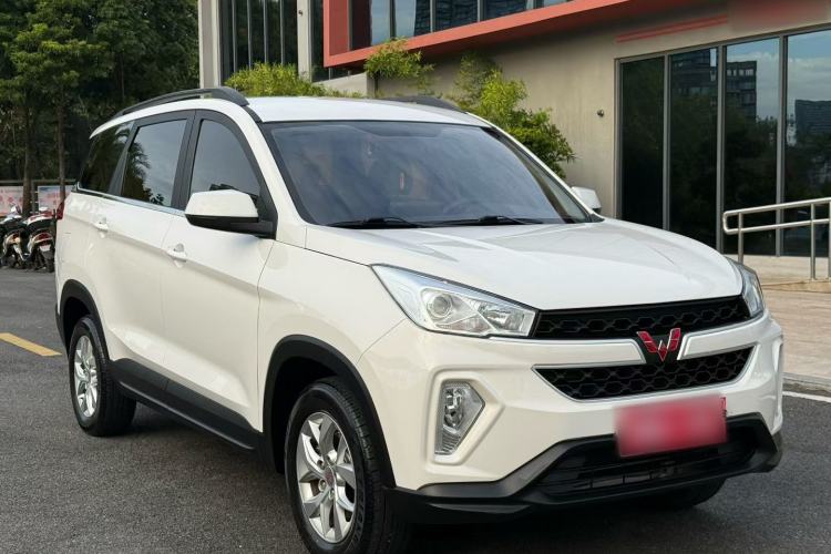 Used Wuling Hongguang S3 2019 1.5L Manual Comfort Model China VI Standard
