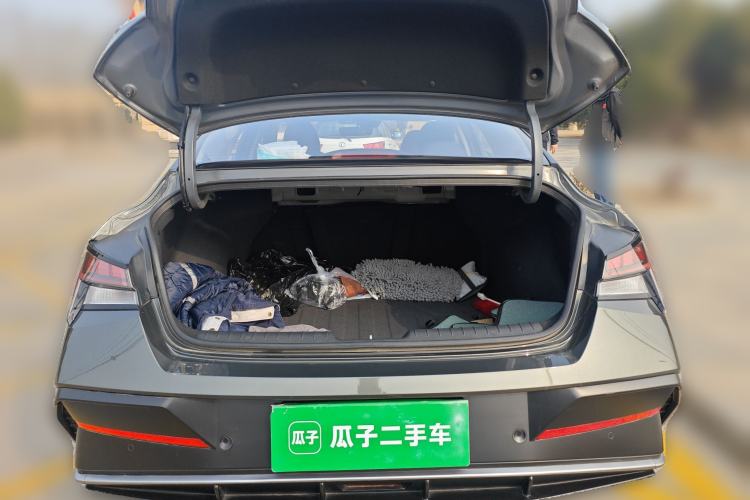 Used Hyundai Elantra 2023 1.5L CVT LUX Prestige Edition Trunk