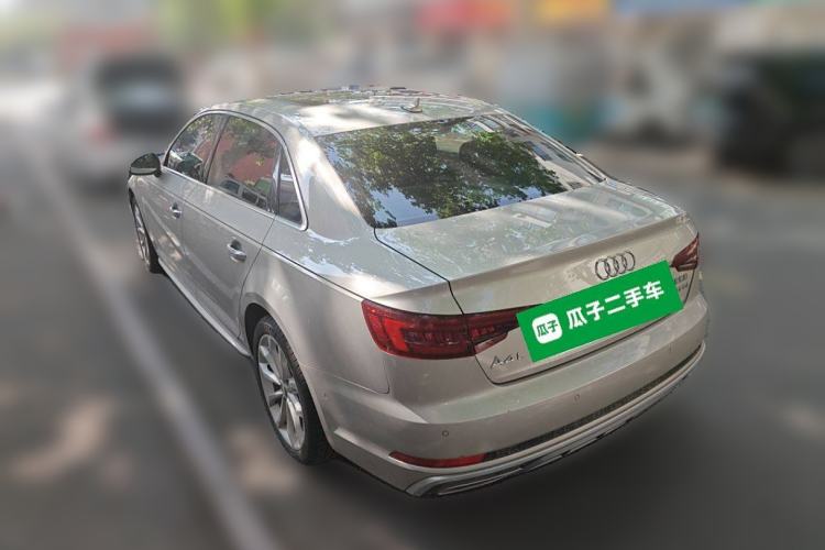 Used Audi A4L 2019 40 TFSI Fashion Edition China VI Emission Standard
