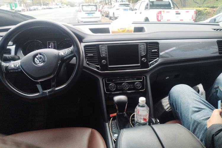 Used Volkswagen Teramont 2017 380TSI Four-Wheel Drive Comfort Edition Center Console