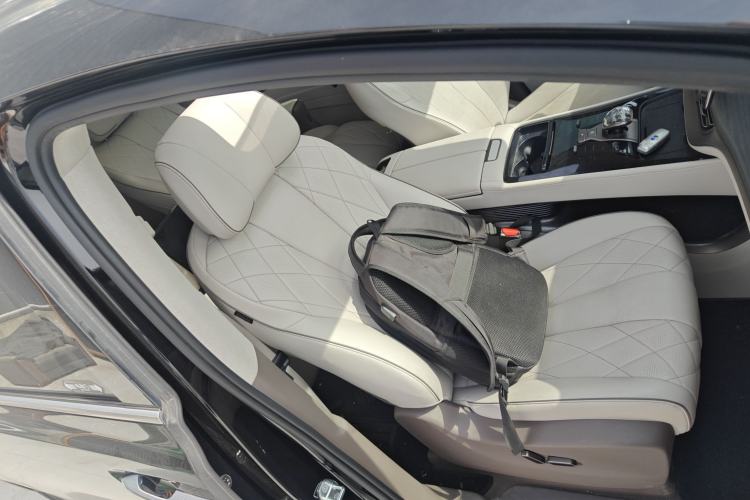 Used Denza D9 2022 DM-i 970 Four-Wheel Drive Flagship Model