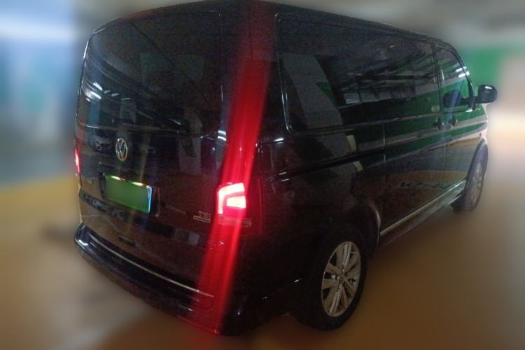 Used Volkswagen Multivan 2012 2.0 TSI Four-Wheel Drive Deluxe Edition
