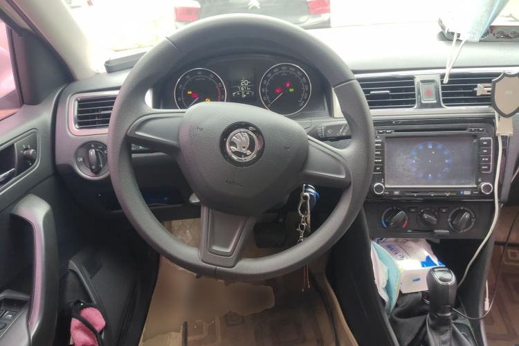 Used Skoda Rapid Spaceback 2014 1.6L Automatic Enjoyment Edition
