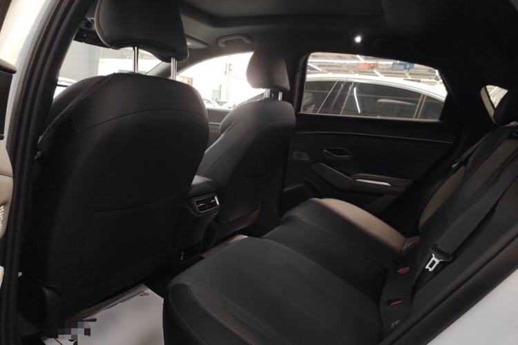 Used BYD Qin L 2025 DM-i Smart Drive 120KM Superior Model Left Rear Seat