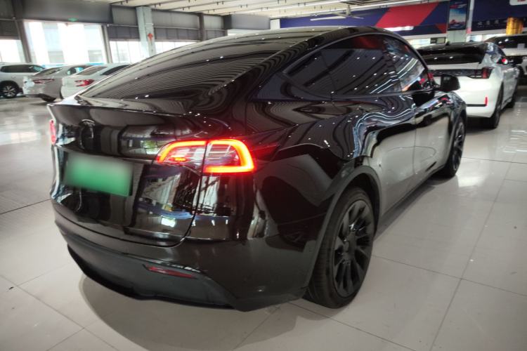 Used Tesla Model Y 2021 Standard Range Rear-Wheel Drive Version Rear Right 45 Deg