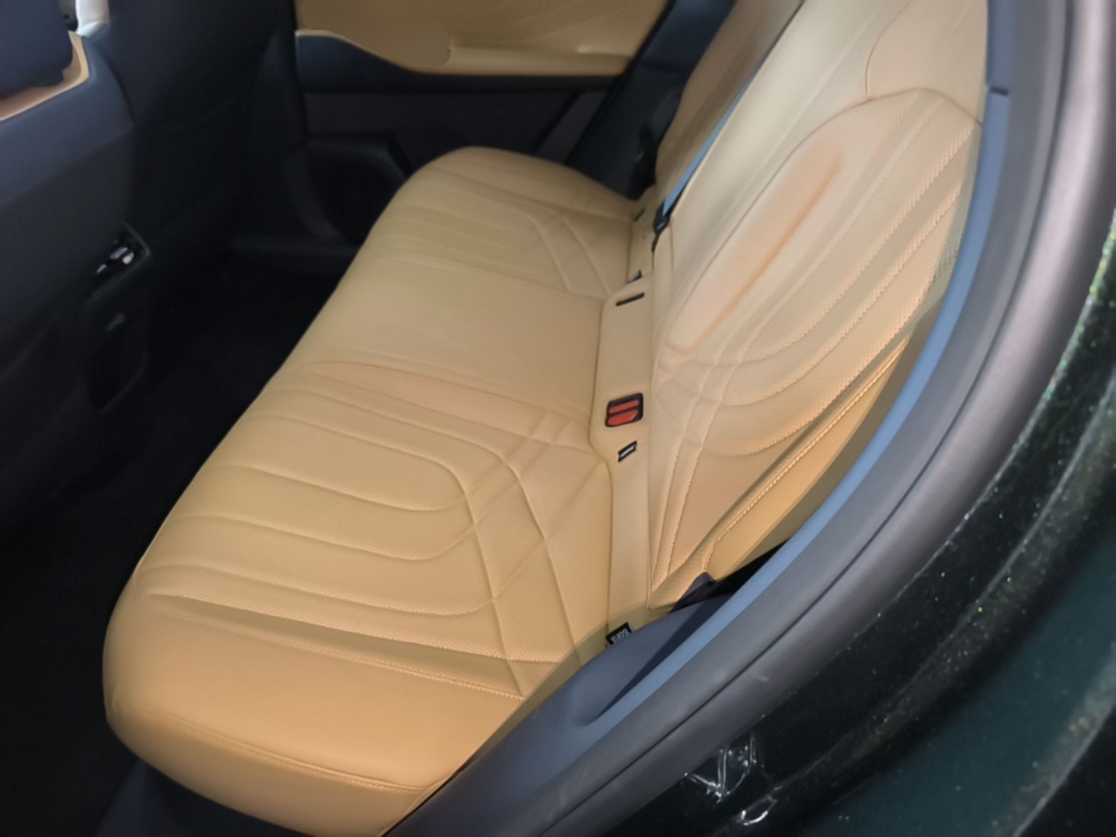 Geely Galaxy Xingjian 7 EM-i 2025 120km Exploration+ Version — снимка 20