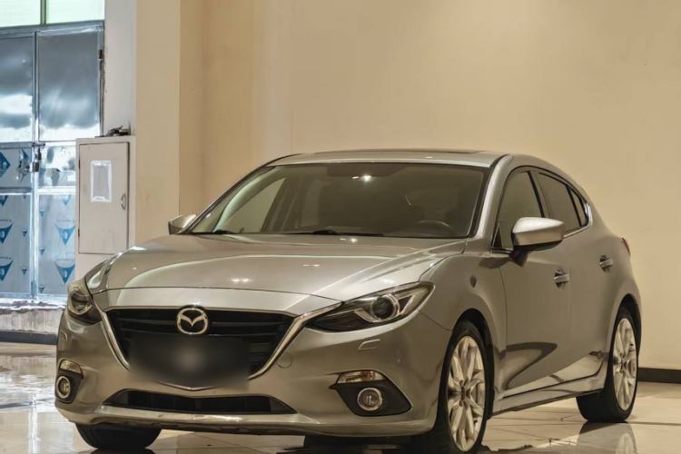 Used Mazda 3 Axela 2014 Hatchback 2.0L Automatic Flagship Model