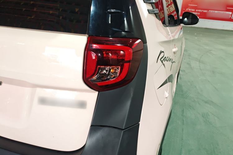 Used Chery Little Ant 2022 Revised Version Sweet Pink Edition Half-Sugar Version Lithium Iron Phosphate 30.7 kWh 30 kW 301 km Right Rear Taillight