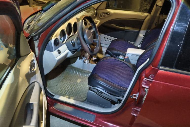 Used Chrysler PT Cruiser 2007 2.4 Driver Seat