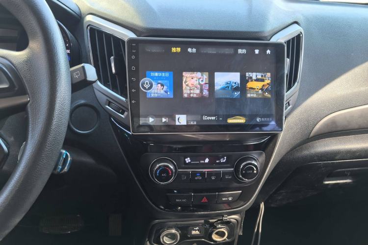 Used Changan CS15 2016 1.5L Automatic Fashion Edition
