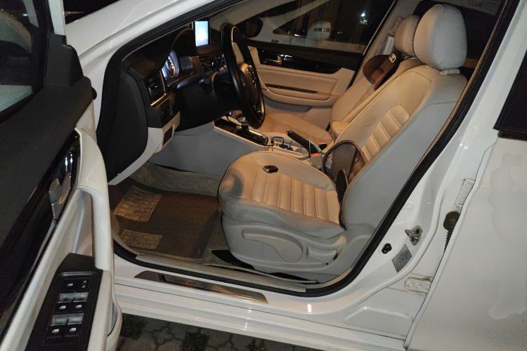 Used FORTHING Joyear S50 2017 1.6L CVT Luxury Model