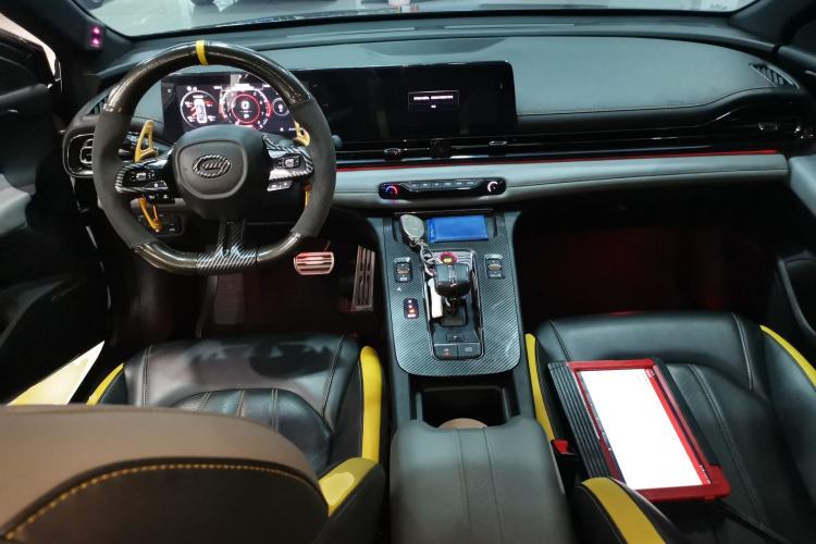 Used GAC Trumpchi EMPOW 2021 270T DCT J16 Version Center Console