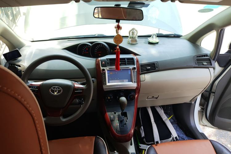 Used Toyota Verso 2012 180V CVT Supreme Edition
