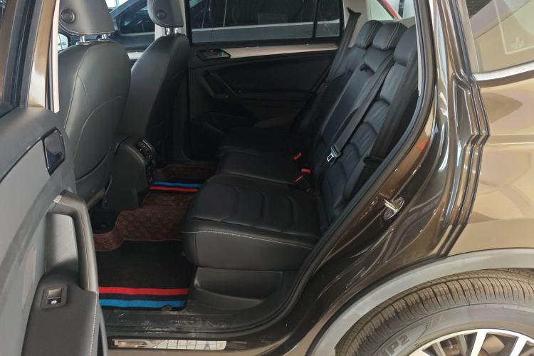 Used Volkswagen Tiguan L 2017 330TSI Automatic Two-Wheel Drive Luxury Edition
