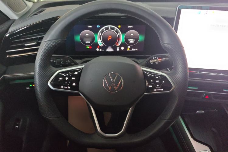 Used Volkswagen Magotan 2024 380TSI DSG Prestige Edition DaMai Package