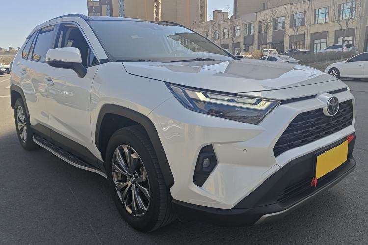 Used Toyota RAV4 2023 2.0L CVT Two-Wheel Drive Fashion Plus Edition Exterior 2