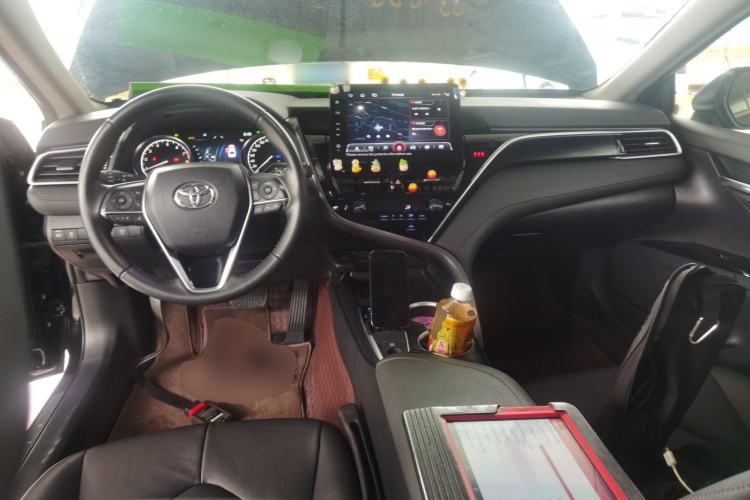 Used Toyota Camry 2023 2.0G Luxury Edition
