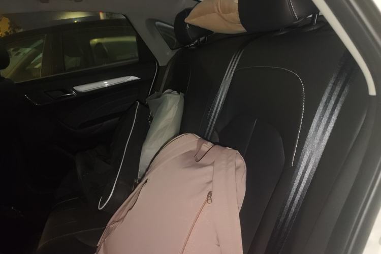 Used Roewe i6 New Energy 2017 45T Hybrid Connect & Smart Enjoyment Edition
