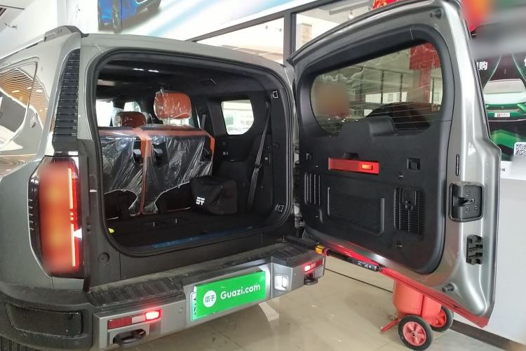 Used Jetour Zongheng G700 Trailblazer 2025 Model Xiangjing Edition 6-seater