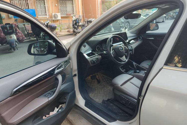 Used BMW X1 2020 sDrive25Li Leading Model
