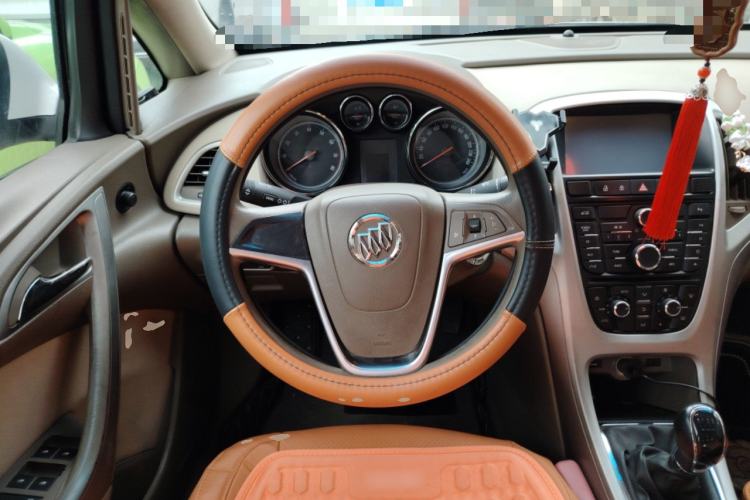 Used Buick GT 2013 GT 1.6L Manual Entry-Level Model Steering Wheel