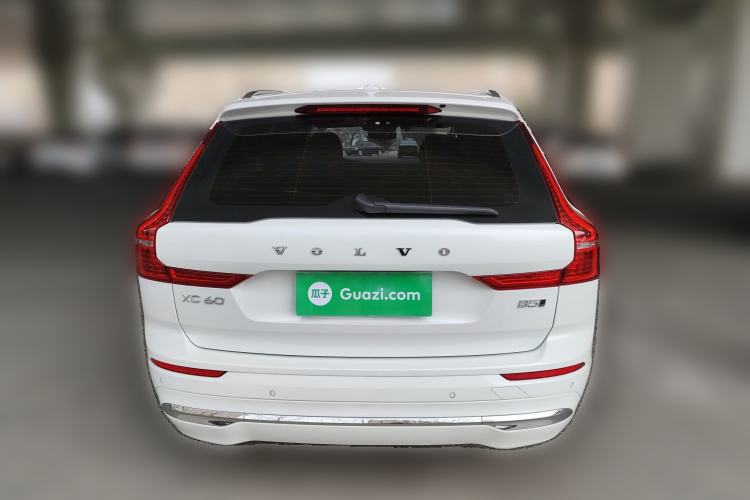 Used Volvo XC60 2023 B5 4x4 Smart Luxury Edition