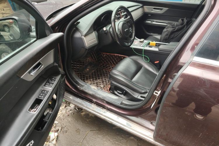 Used Jaguar XFL 2017 XFL 2.0T 240PS Luxury Edition Driver Seat